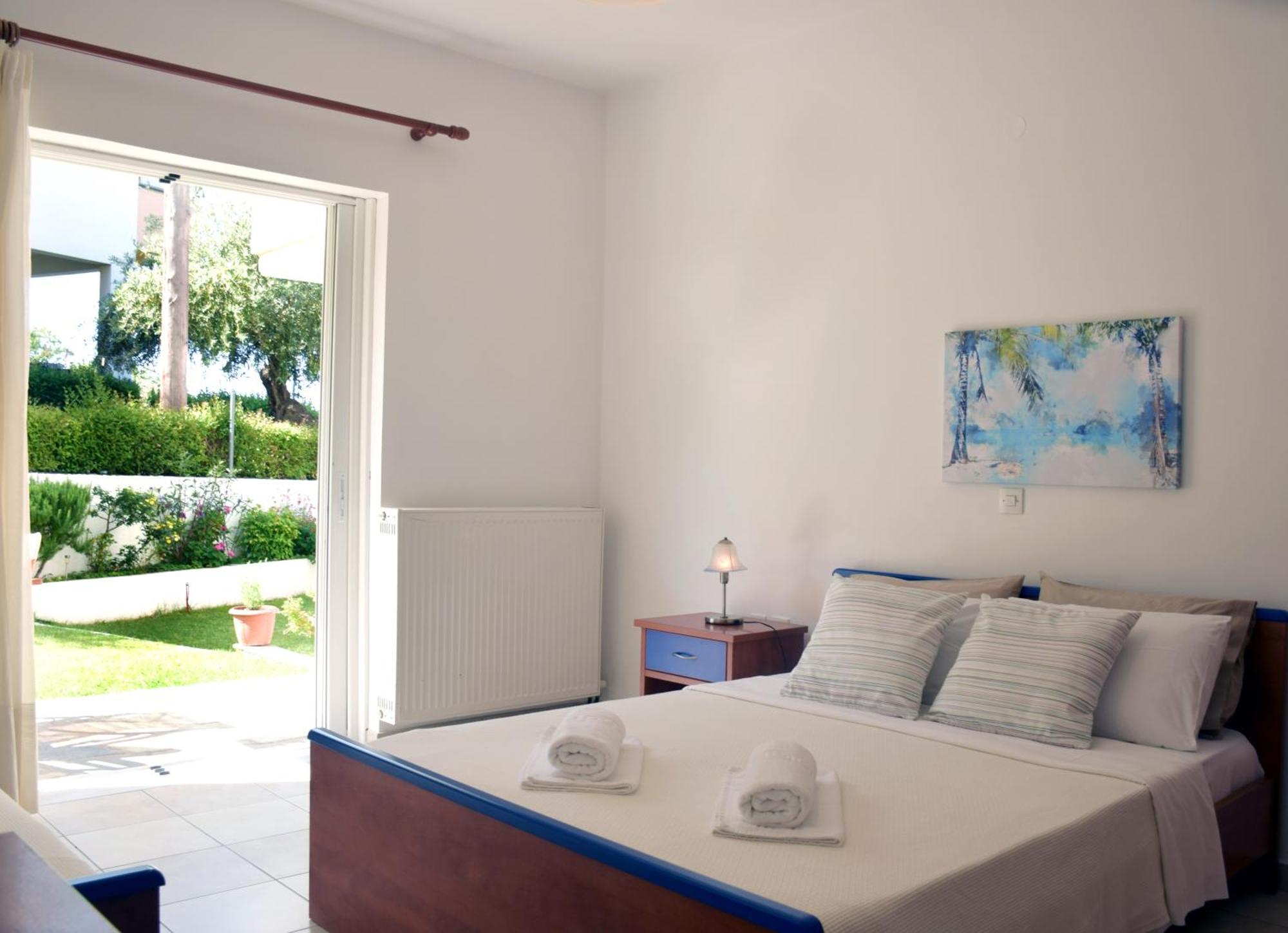 Lappas Rooms Rovies Eksteriør billede