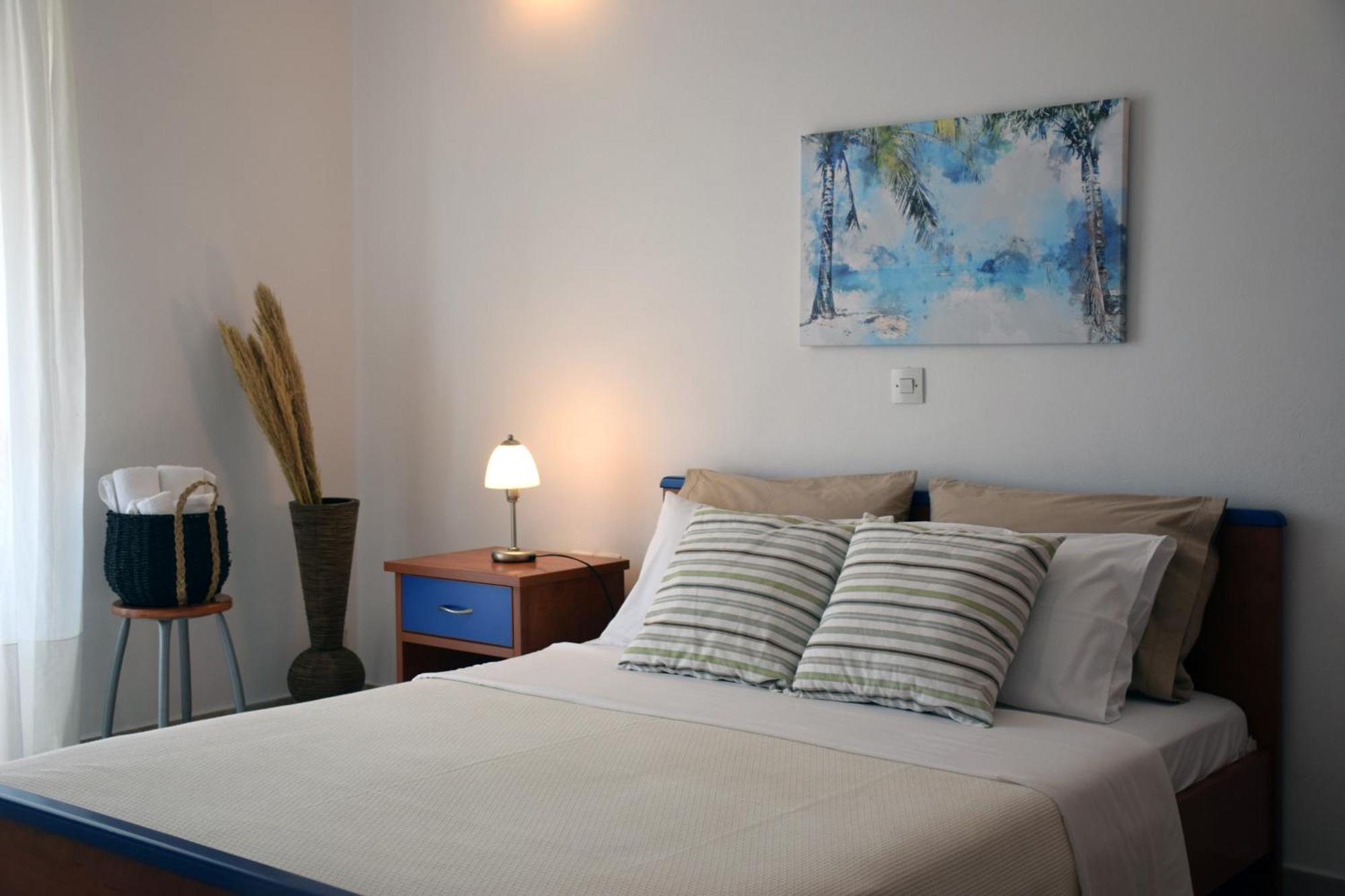 Lappas Rooms Rovies Eksteriør billede