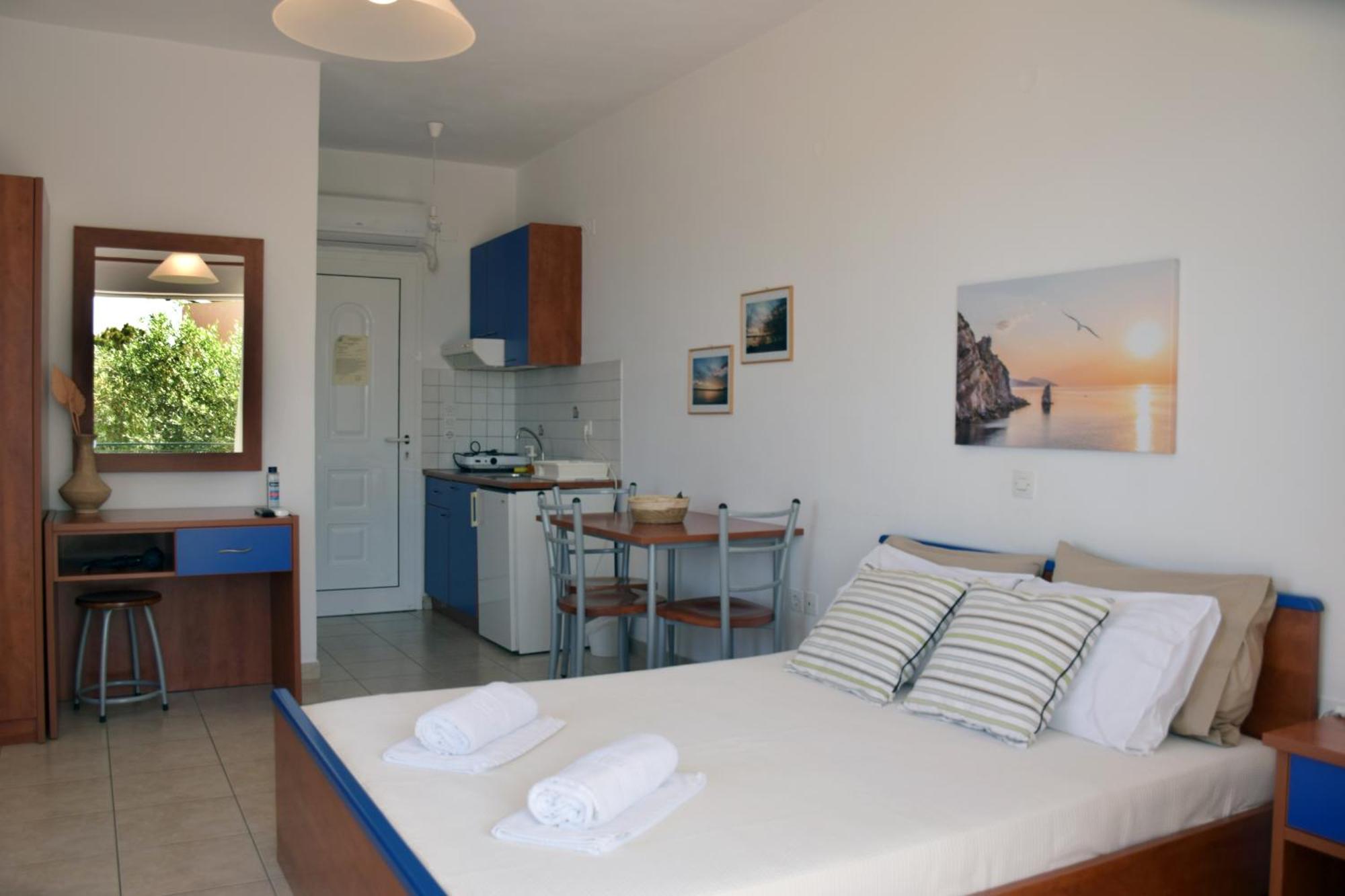 Lappas Rooms Rovies Eksteriør billede